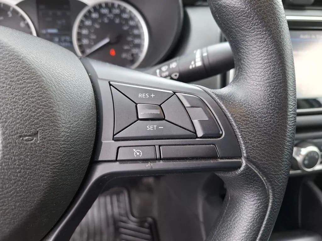 Nissan Versa Sense 1.6 Mt año 2024