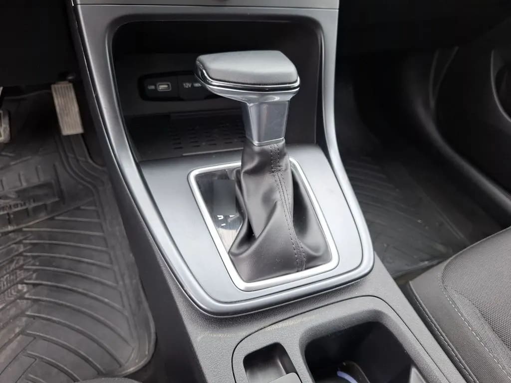Hyundai Creta Su2id Mpi Cvt 1.5 año 2025
