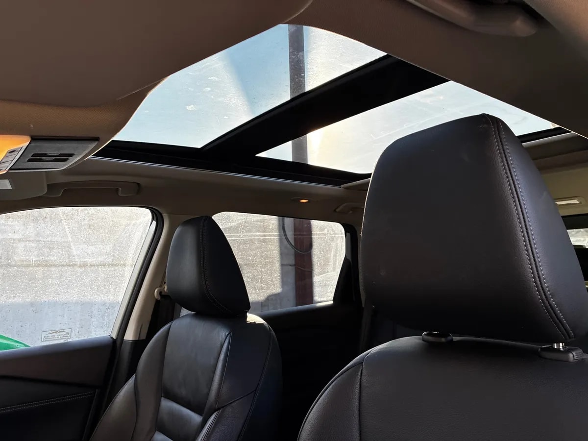 NISSAN X-TRAIL 2.5 Exclusive 3row At 4x4 año 2024