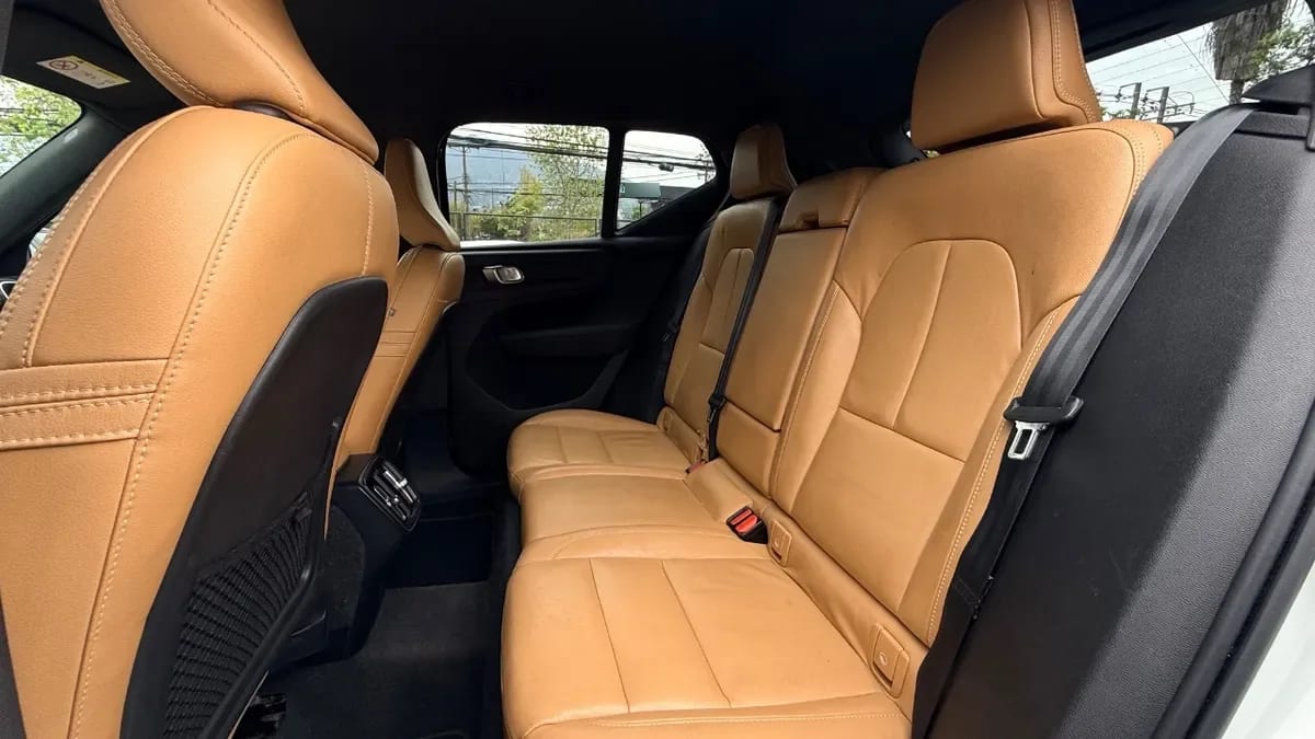 Volvo Xc40 D4 año 2021