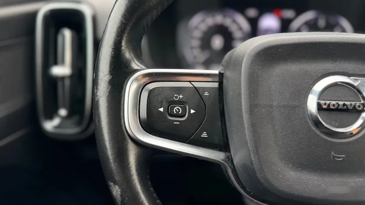 Volvo Xc40 D4 año 2021