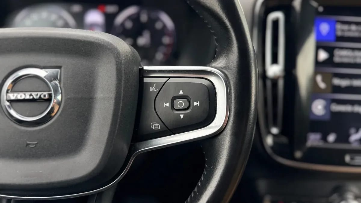 Volvo Xc40 D4 año 2021