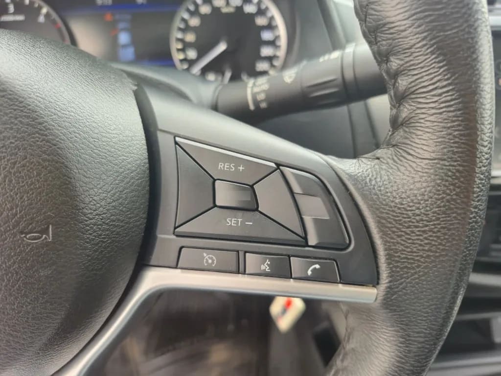 Nissan Navara Navara Xe 2.3 Mt 4x2 año 2023