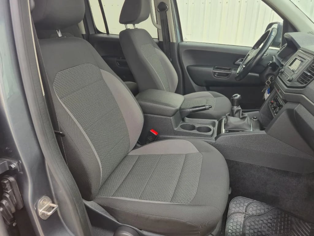 Volkswagen Amarok Dcab Tdi 4x4 Trendline 2.0 año 2023