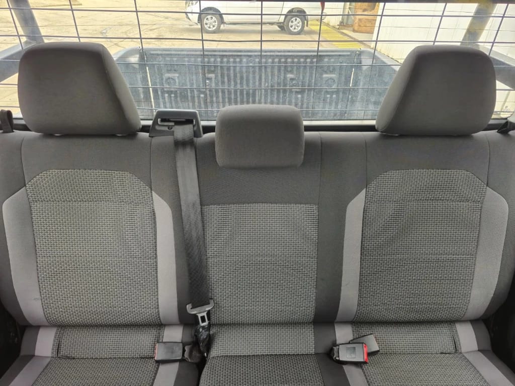 Volkswagen Amarok Dcab Tdi 4x4 Trendline 2.0 año 2023
