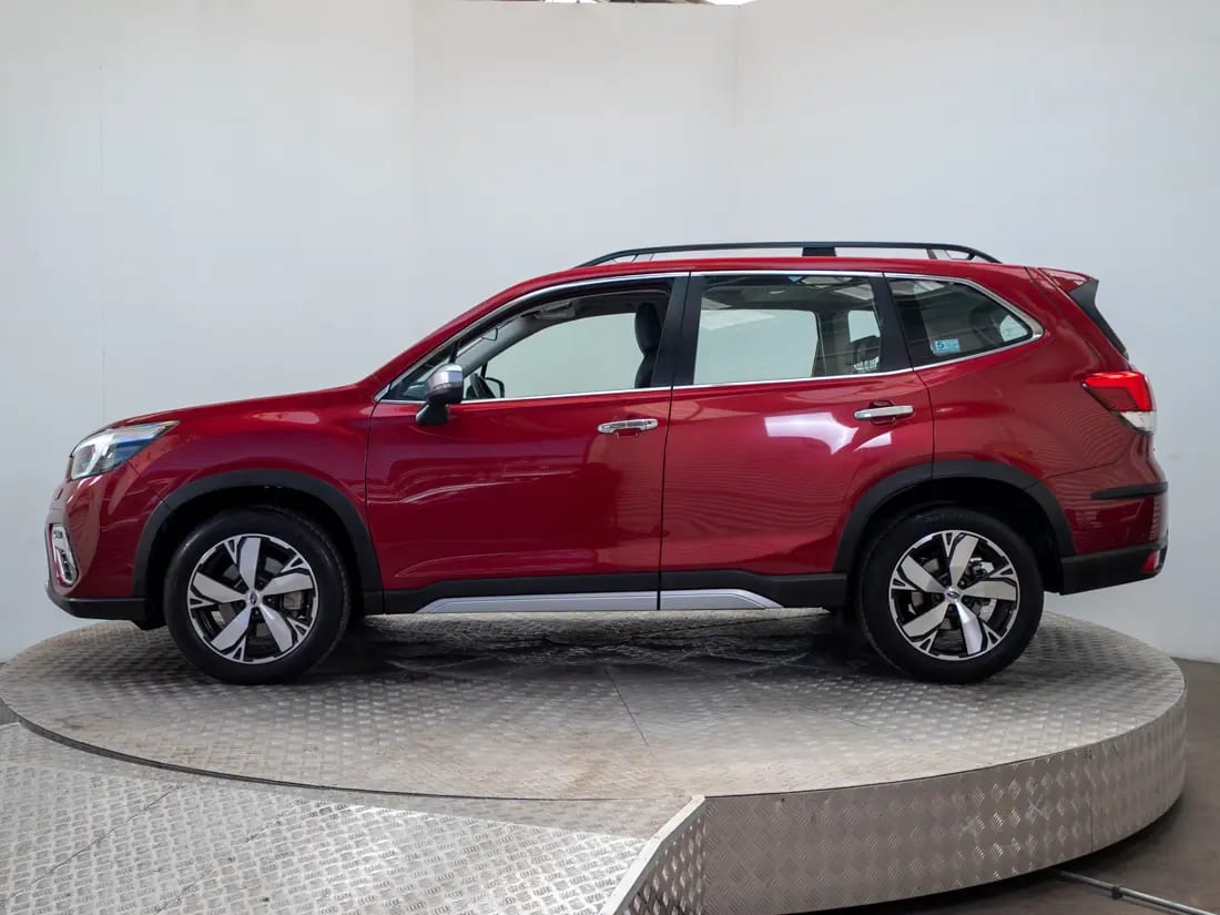 Subaru Forester 2.0 Awd Limited Es At 4x4 año 2021