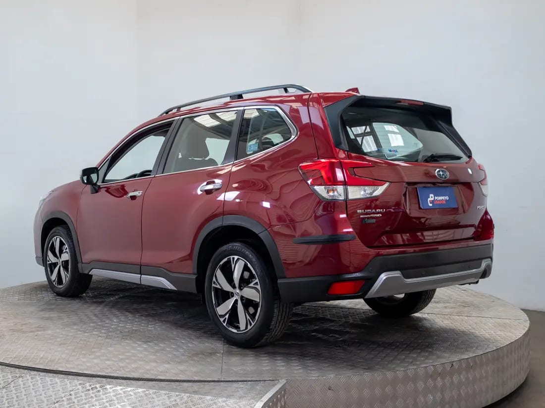 Subaru Forester 2.0 Awd Limited Es At 4x4 año 2021