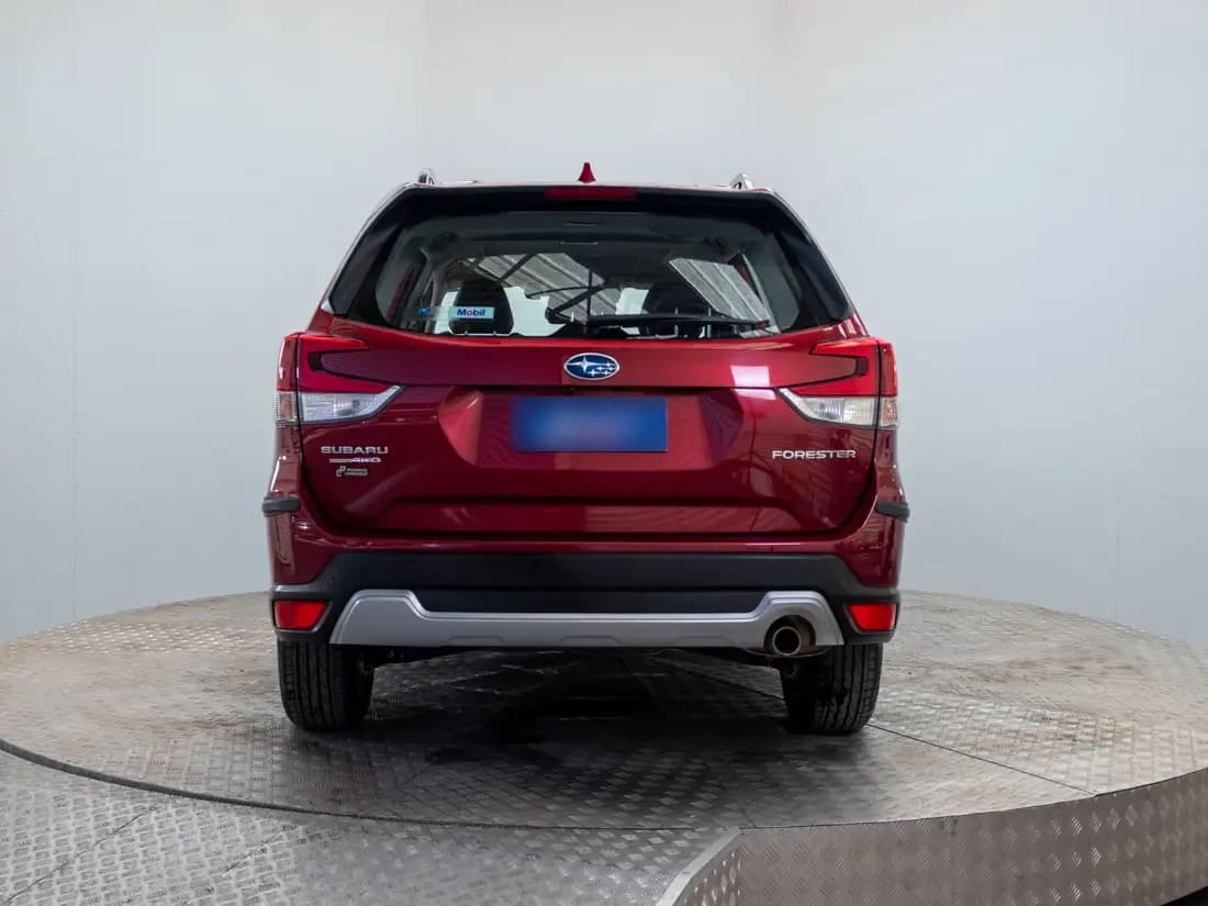 Subaru Forester 2.0 Awd Limited Es At 4x4 año 2021