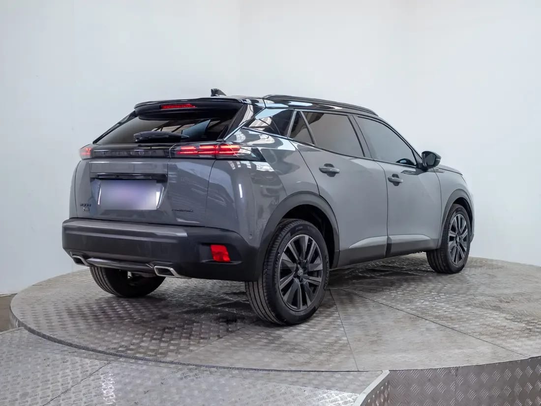 Peugeot 2008 1.2 Gt Mhev 136 At Hibrido año 2025