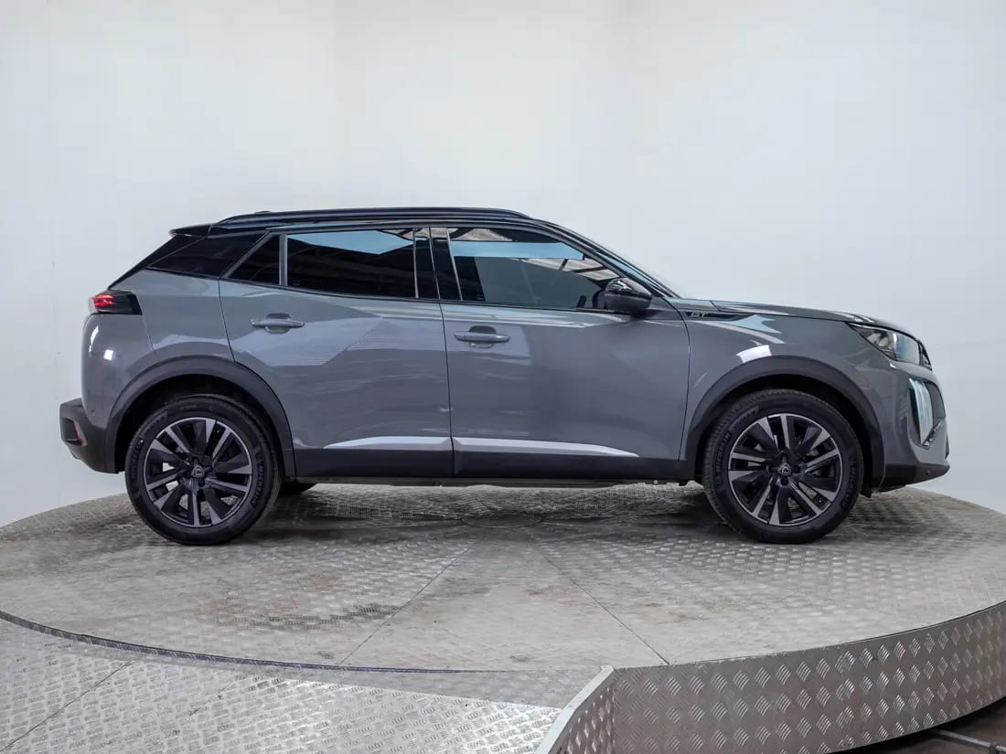 Peugeot 2008 1.2 Gt Mhev 136 At Hibrido año 2025