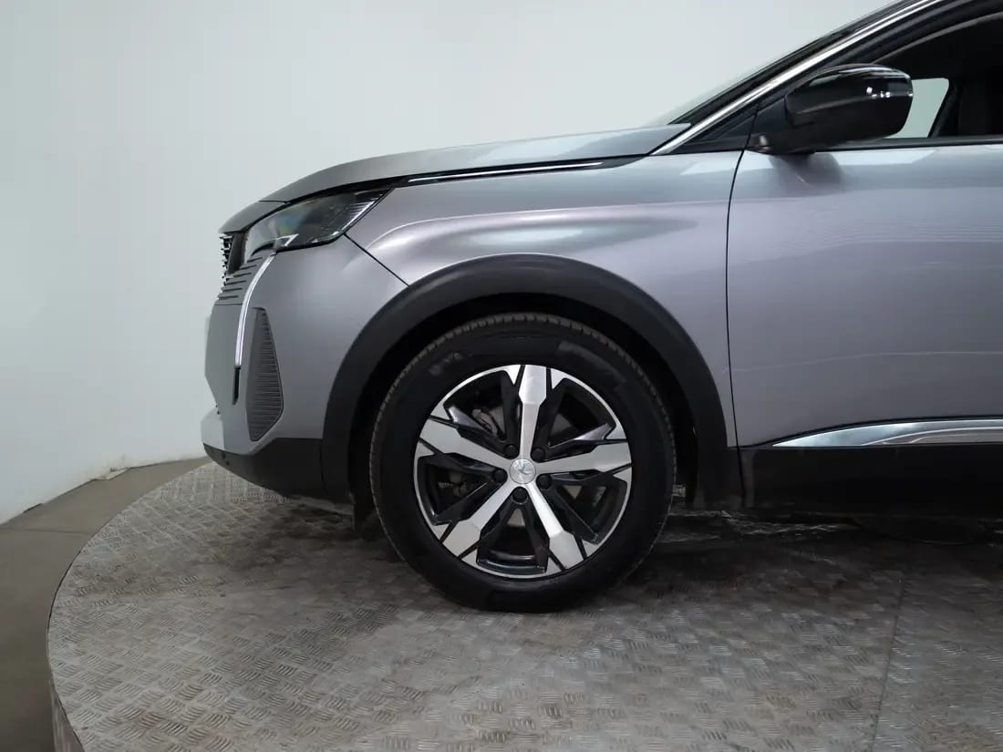 Peugeot 3008 1.6 Allure Pack Thp 165 At año 2023