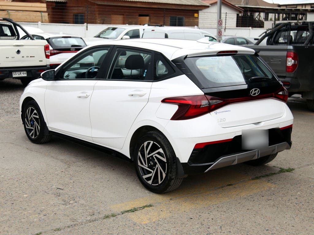 Hyundai I20 Mt 1.4 año 2025