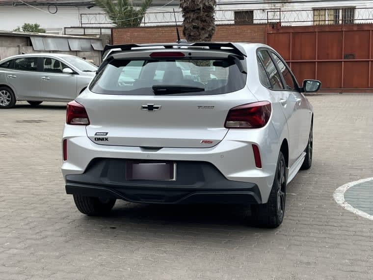 Chevrolet Onix 1.0 Hb Rs Mt año 2023