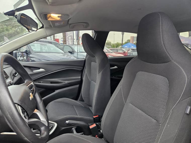 Chevrolet Onix Nb Lt 1.0t año 2022