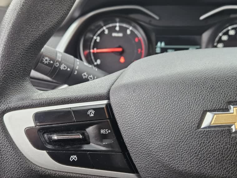 Chevrolet Onix Nb Lt 1.0t año 2022