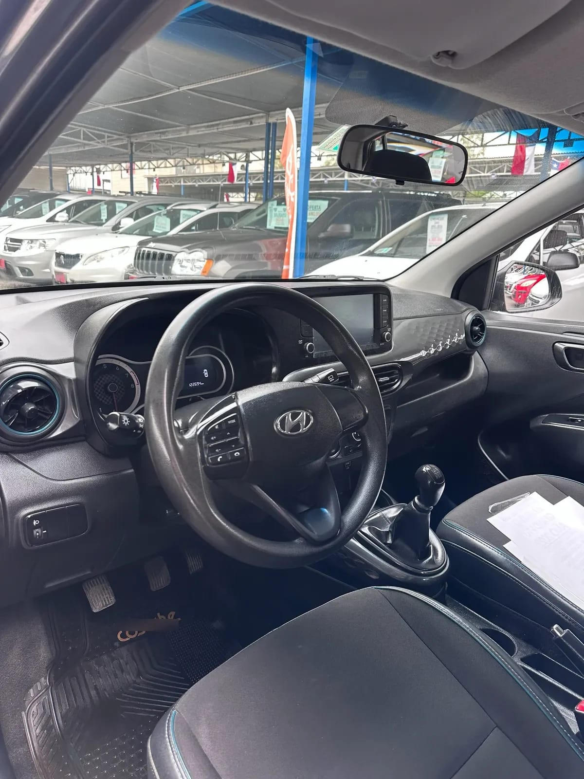 HYUNDAI GRAND I-10  año 2022