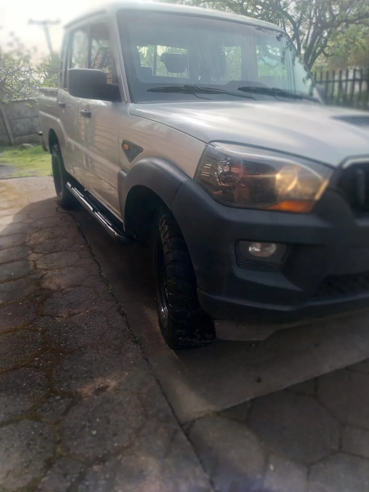 MAHINDRA PIK-UP 2.2 Dc Work Mt 4x2 Diesel año 2019