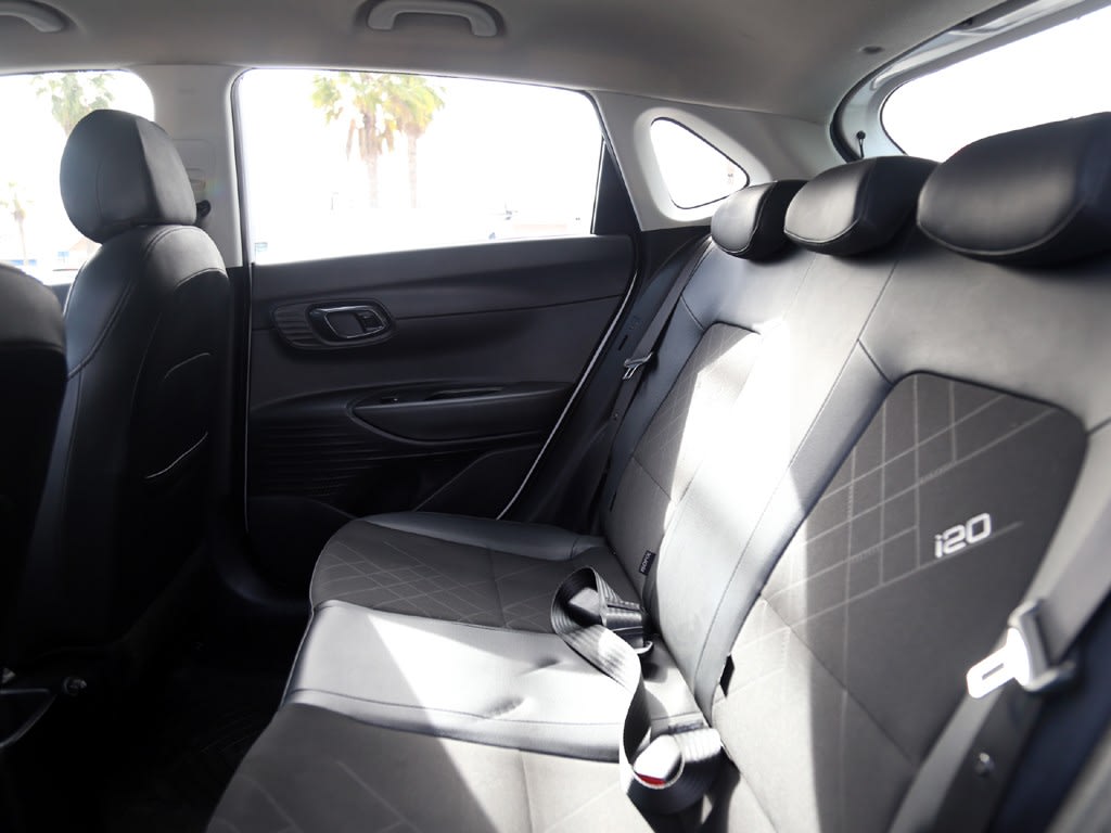 Hyundai I20 1.4 Plus Mt año 2025