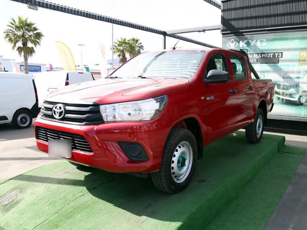 Toyota Hilux Dx 2.4 4x4 Mt año 2023