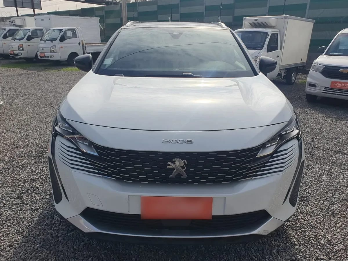 PEUGEOT 3008  año 2023