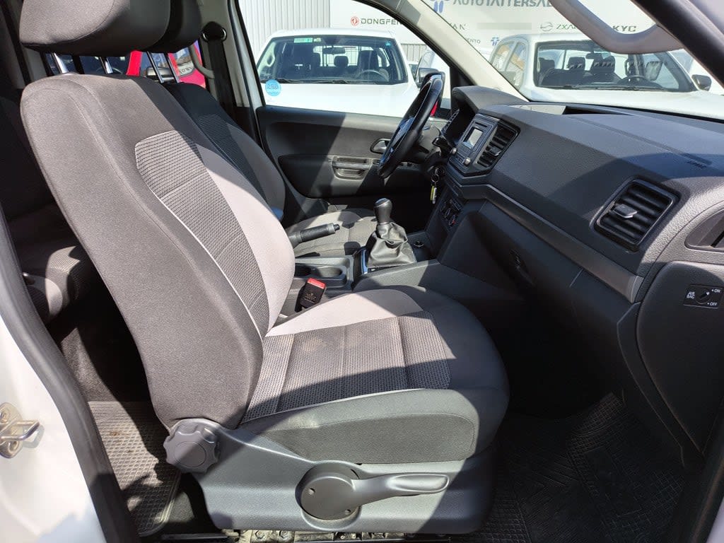 Volkswagen Amarok Trendline 4x4 2.0 año 2023