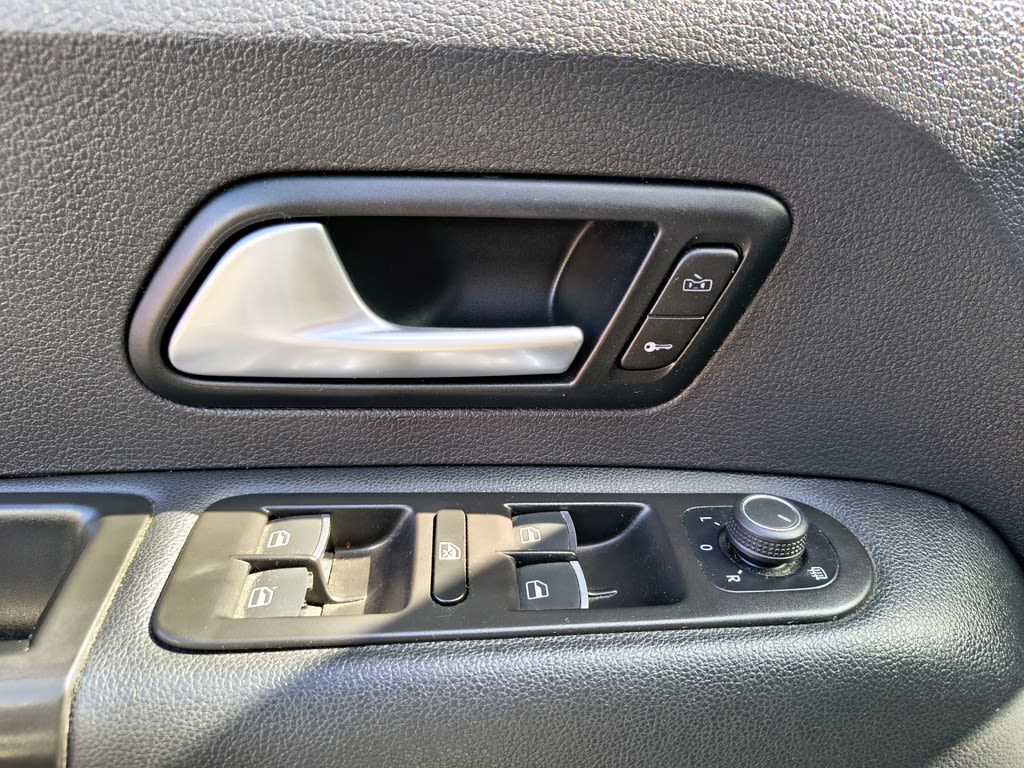 Volkswagen Amarok Tdi 4x4 2.0 año 2023
