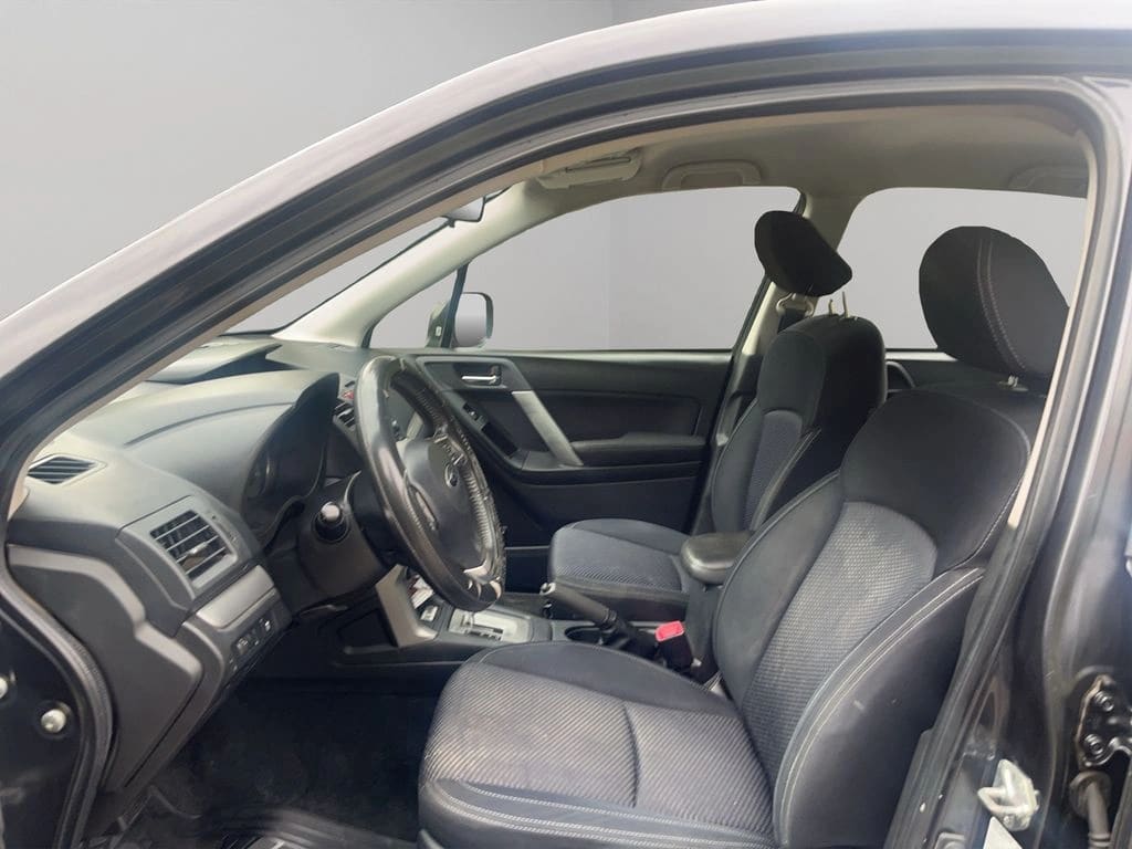 Subaru Forester All Xs Cvt 2.0 año 2014