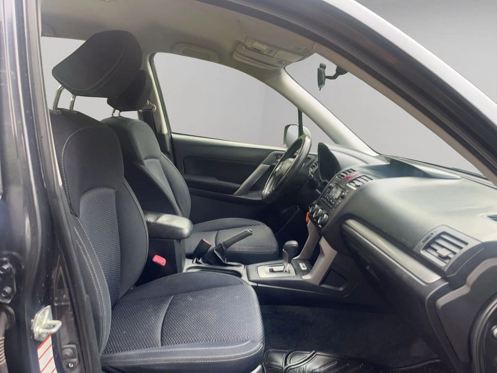 Subaru Forester All Xs Cvt 2.0 año 2014