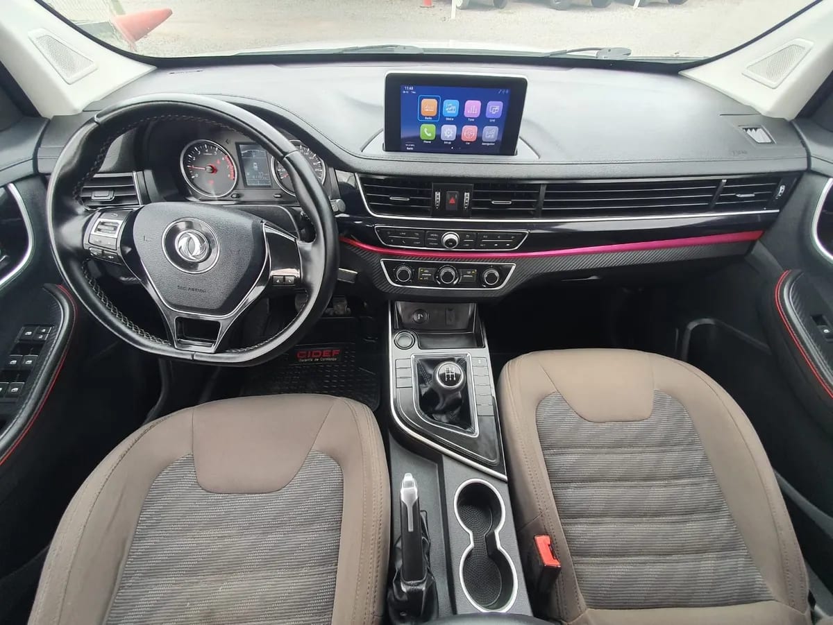 Dongfeng SX6 2.0 Luxury 7 Pas Mt año 2019