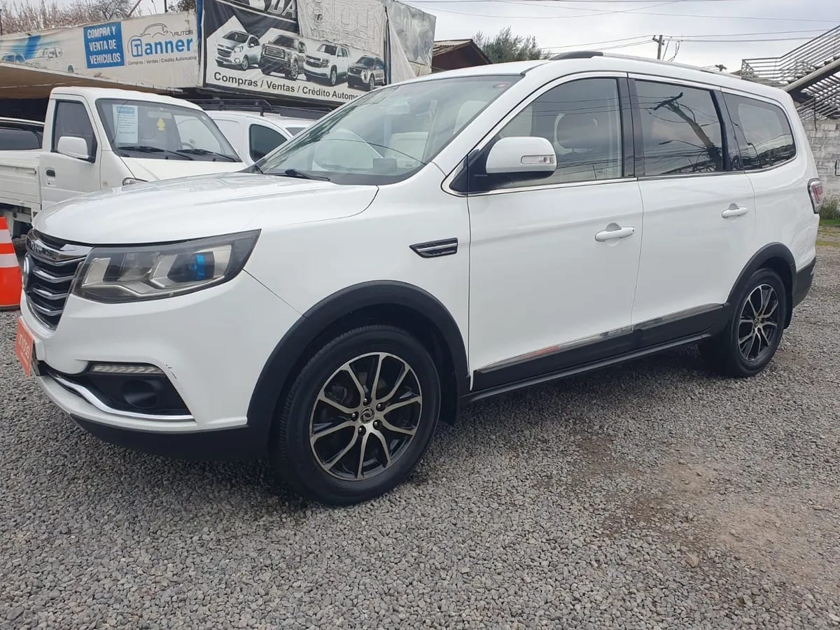 Dongfeng SX6 2.0 Luxury 7 Pas Mt año 2019