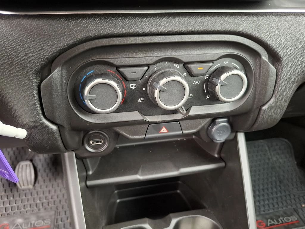 Citroen C3 1.2 Live 82 4x2 1.2 año 2026