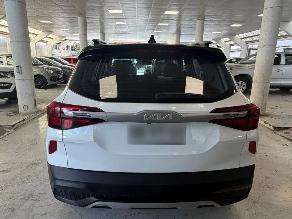 Kia Seltos Mpi 6mt año 2023