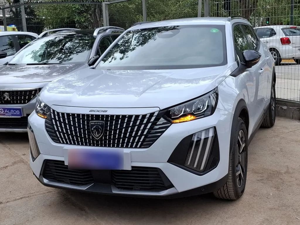 Peugeot 2008 1.2 Hybrid Allure Aut año 2026