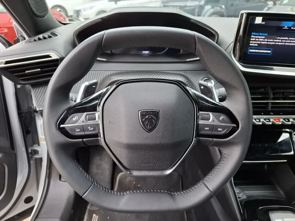 Peugeot 2008 1.2 Hybrid Allure Aut año 2026
