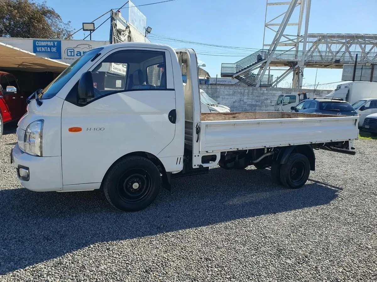 HYUNDAI PORTER  año 2021