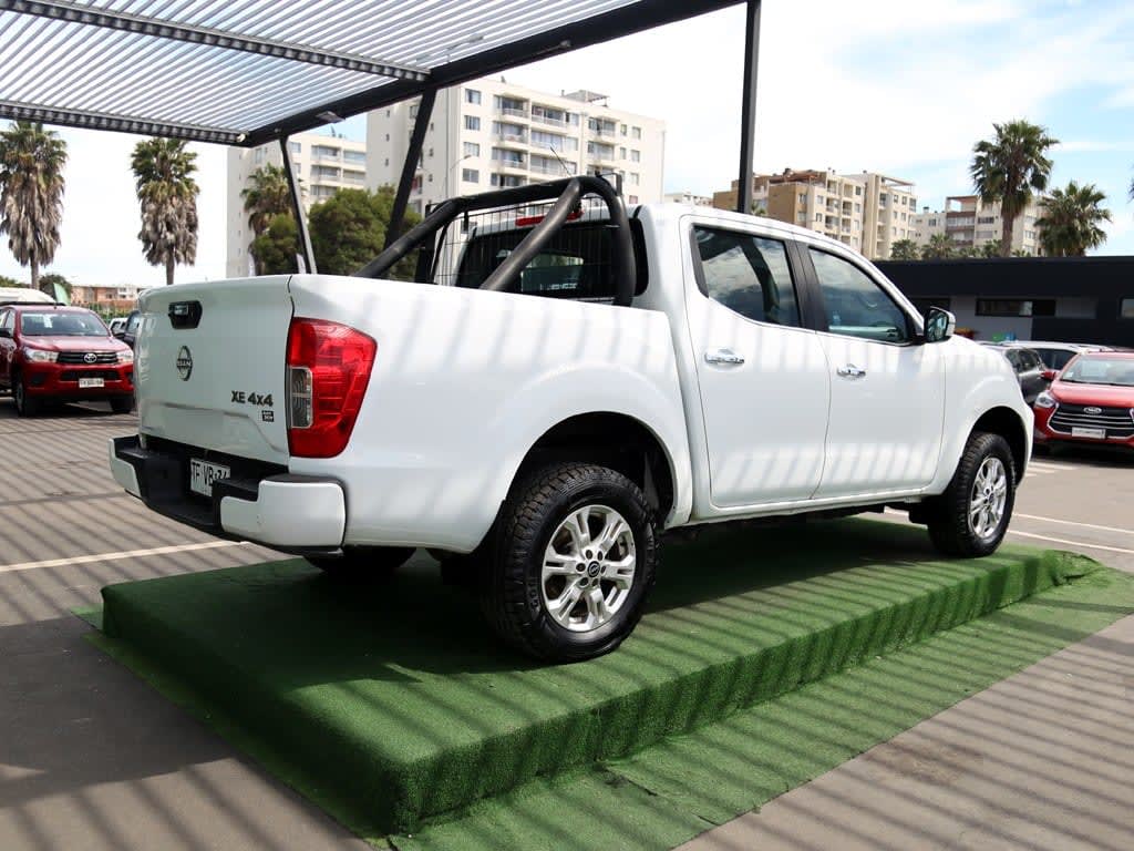 Nissan Navara 2.3 Xe Mt 4x4 año 2024