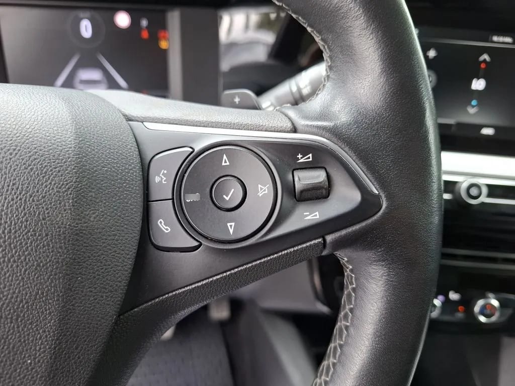 Opel Mokka 1.2t Aut Elegance año 2023