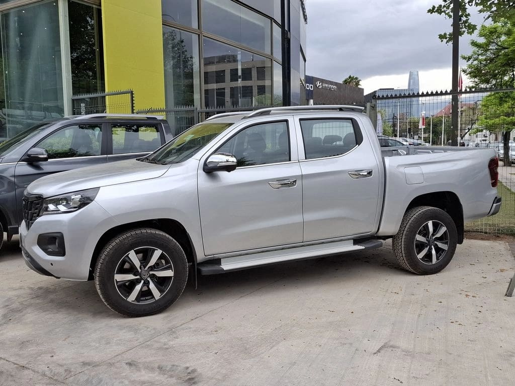 Peugeot Landtrek 2.2 Mca Action4 Diesel At año 2026
