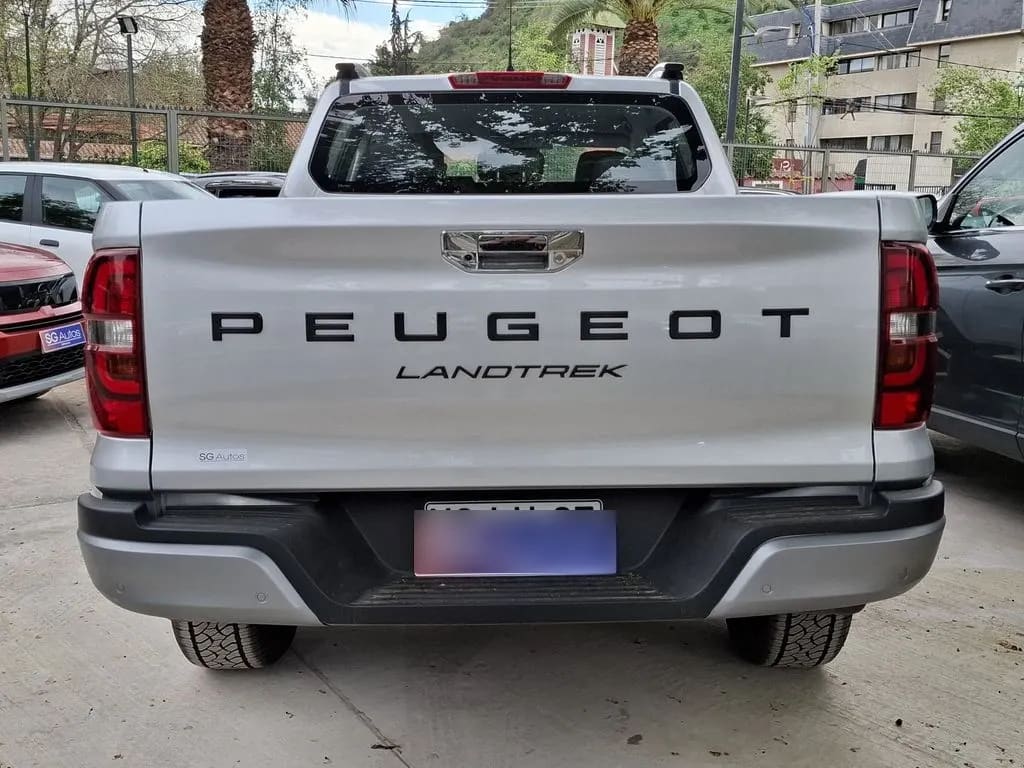 Peugeot Landtrek 2.2 Mca Action4 Diesel At año 2026
