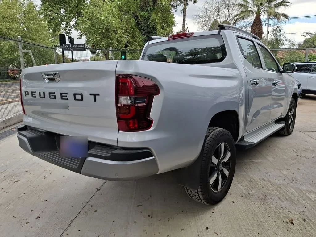 Peugeot Landtrek 2.2 Mca Action4 Diesel At año 2026