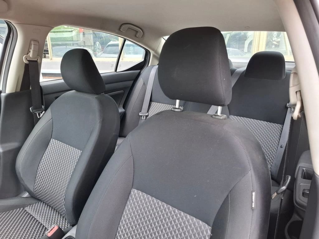 Nissan Versa Sense 1.6 año 2024