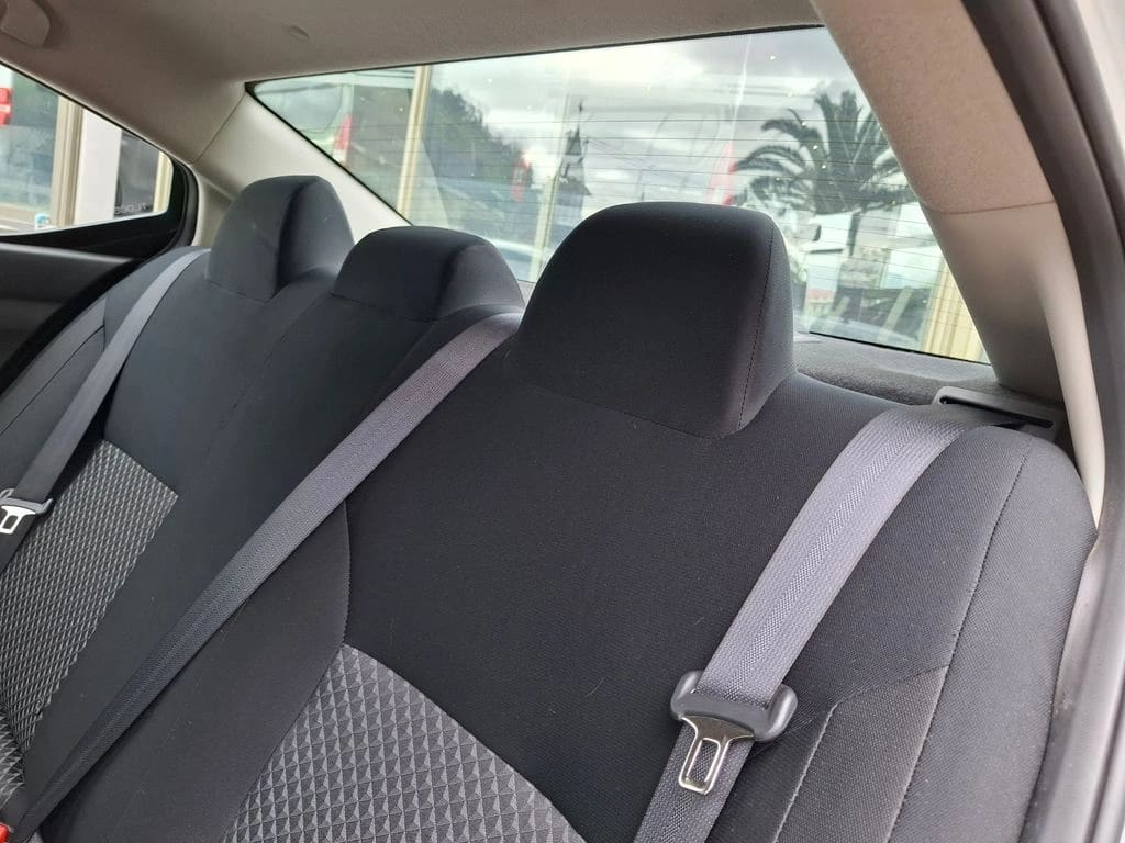 Nissan Versa Sense 1.6 año 2024