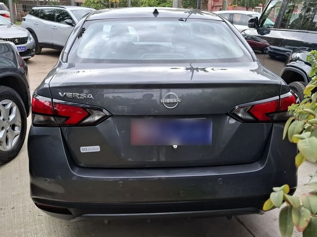 Nissan Versa Sense 1.6 Aut año 2024