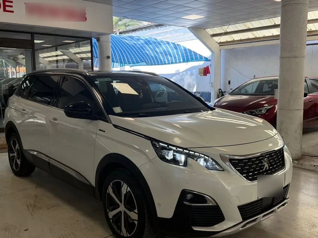Peugeot 5008 Gt Line año 2020