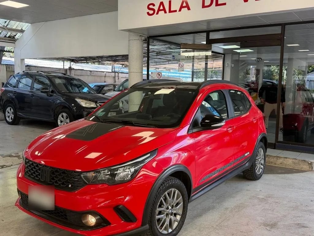 Fiat Argo Trecking 1.3 año 2021