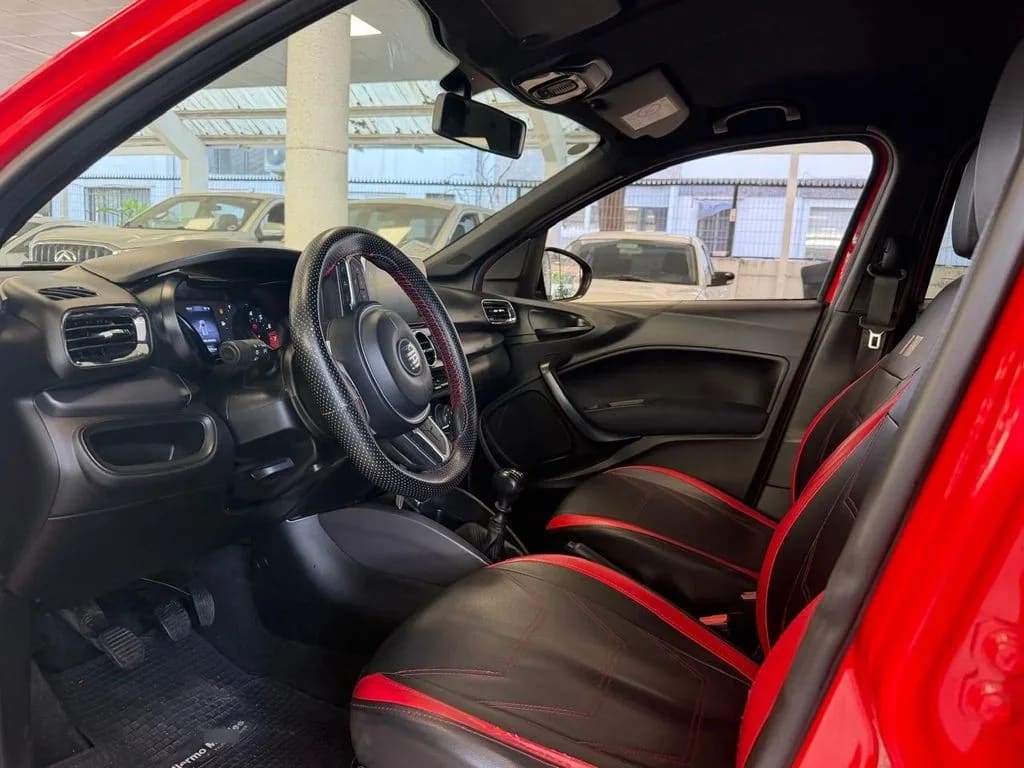 Fiat Argo Trecking 1.3 año 2021