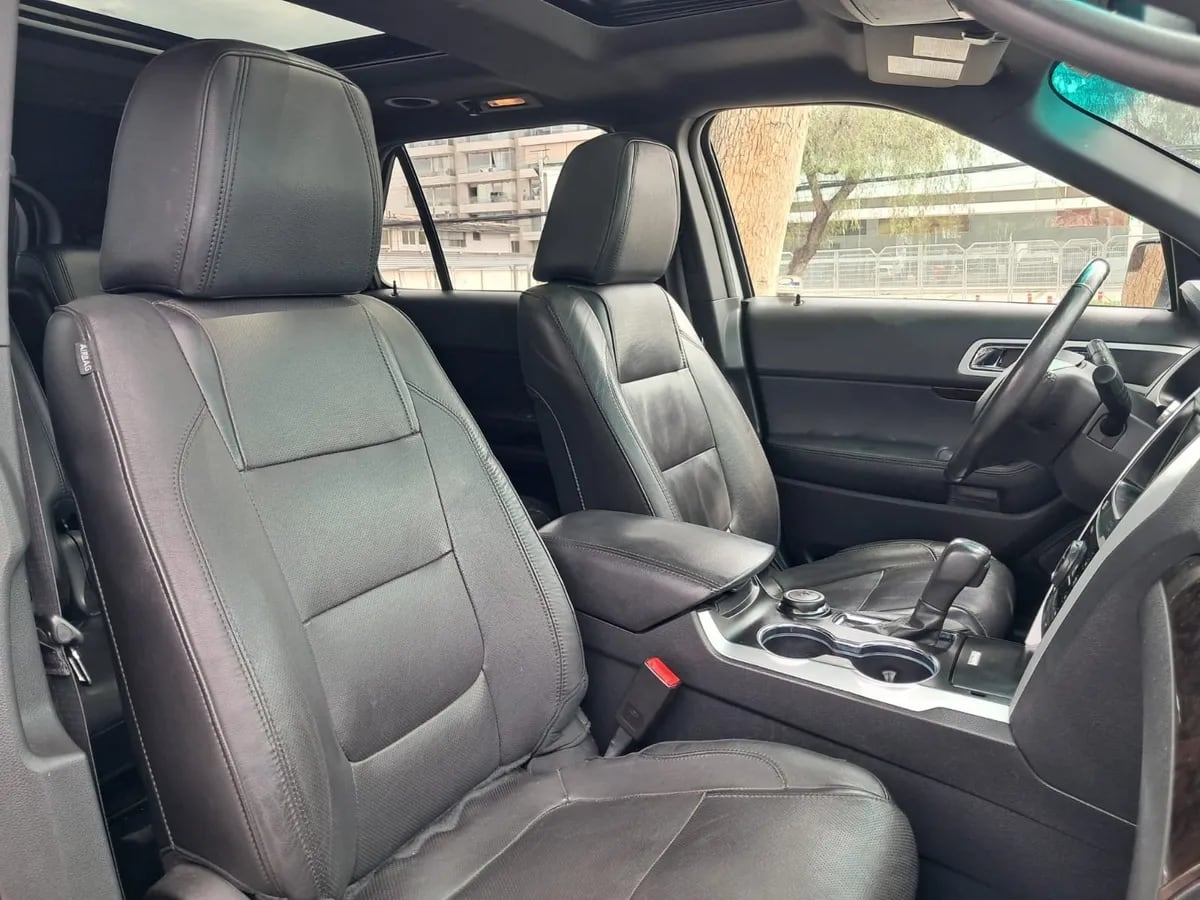 Ford EXPLORER 3.5 Limited At 4x4 año 2015