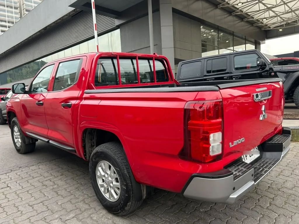 Mitsubishi L200 Katana Xrt 4x4 2.4 año 2024