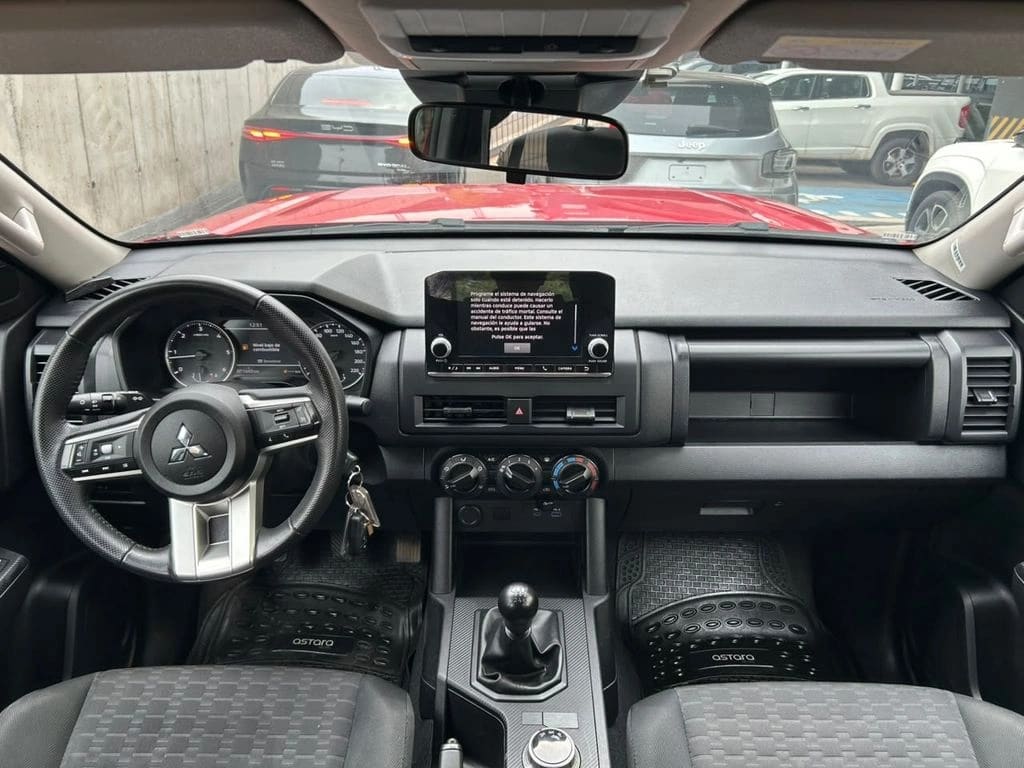 Mitsubishi L200 Katana Xrt 4x4 2.4 año 2024