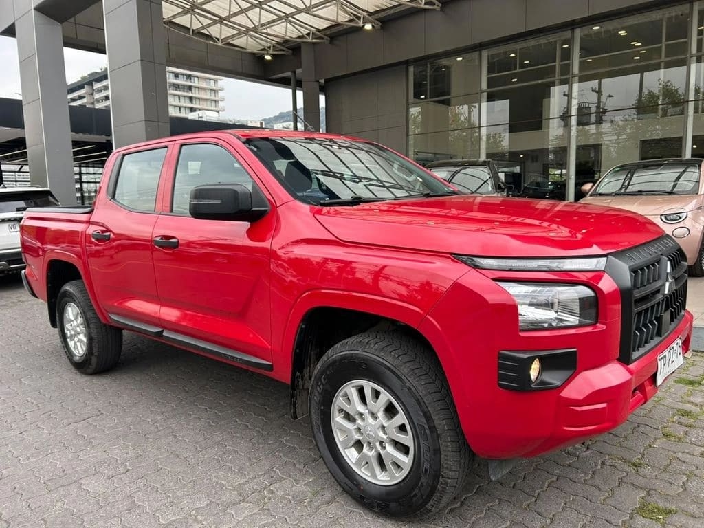 Mitsubishi L200 Katana Xrt 4x4 2.4 año 2024